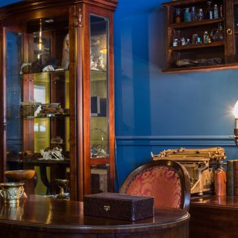 Cabinet Mysteriis - Escape Games Near Me - Quebec City, Quebec Cabinet Mysteriis - Escape Games Near Me - Quebec City, Quebec