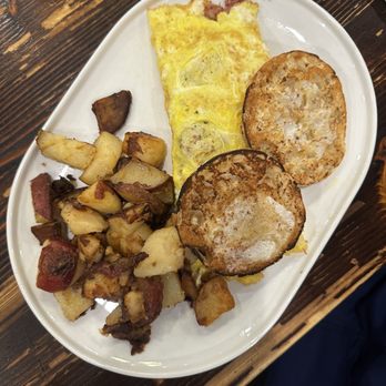 Iron Town Diner - Homemade Corned Beef Hash and Swiss - Diners Near Me - Saugus, Massachusetts Iron Town Diner - Homemade Corned Beef Hash and Swiss - Diners Near Me - Saugus, Massachusetts