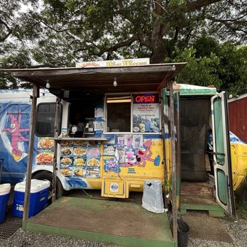Big Wave Shrimp - The truck - Seafood Near Me - Haleiwa, Hawaii Big Wave Shrimp - The truck - Seafood Near Me - Haleiwa, Hawaii