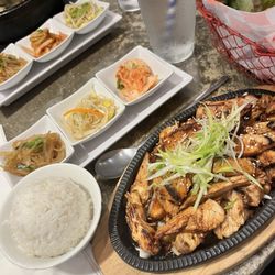 Maru Korean Restaurant & Bar