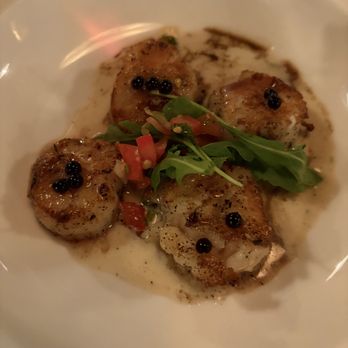 Café Figaro - Scallops special appetizer - Italian Near Me - Burlingame, California Café Figaro - Scallops special appetizer - Italian Near Me - Burlingame, California