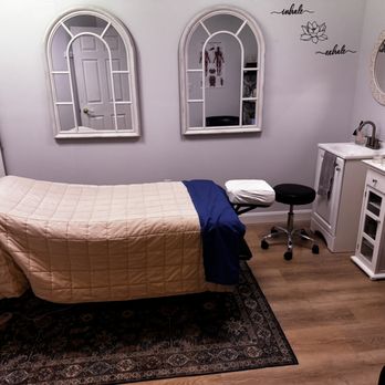 Citrin Chiropractic Center - Massage Room - Chiropractors Near Me - Saint Louis, Missouri Citrin Chiropractic Center - Massage Room - Chiropractors Near Me - Saint Louis, Missouri