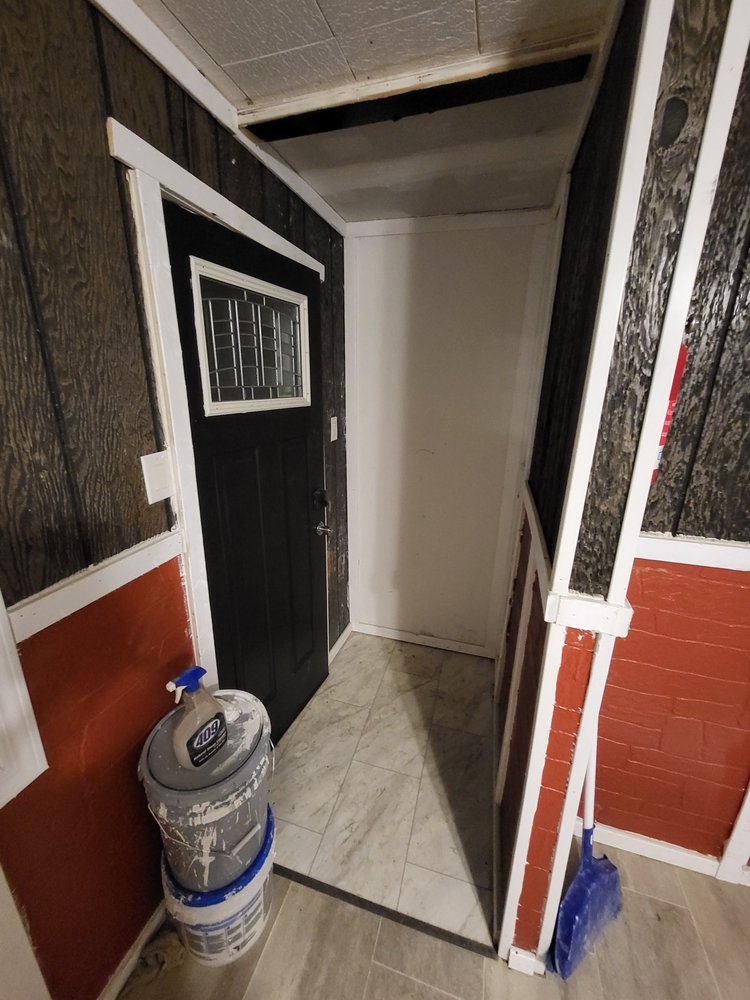 Slide of C&G Handyman Service