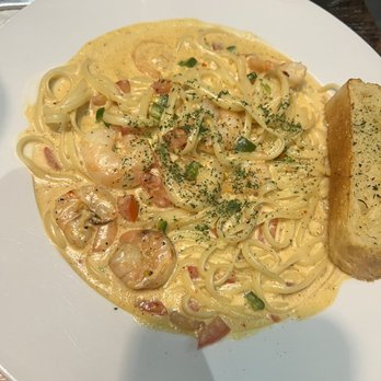 Mineshaft Oshkosh - Serrano shrimp pasta - American Near Me - Oshkosh, Wisconsin