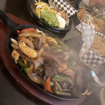 MexicanBar - Beef and chicken fajitas - Mexican Near Me - Poway, California MexicanBar - Beef and chicken fajitas - Mexican Near Me - Poway, California