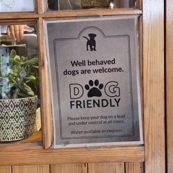 Deli Gasta - Dog friendly