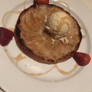 Arturo Boada Cuisine - Baked apple tart - delicious! - Seafood Near Me - Houston, Texas Arturo Boada Cuisine - Baked apple tart - delicious! - Seafood Near Me - Houston, Texas