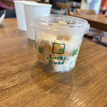 Lucky Cube - Mango + Coconut Frozen Yogurt Cube(椰香芒果厚切) - Ice Cream & Frozen Yogurt Near Me - Bellevue, Washington