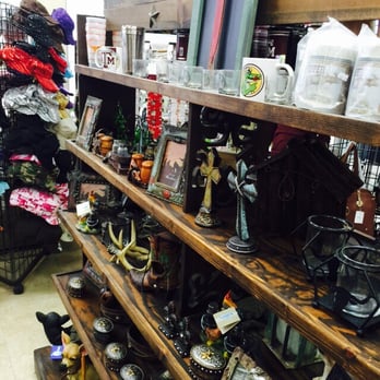 Choke Canyon Exxon - Collectibles... - Gas Stations Near Me - Whitsett, Texas