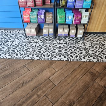 Summermoon Coffee Bar - Coffee Roasteries Near Me - San Marcos, Texas Summermoon Coffee Bar - Coffee Roasteries Near Me - San Marcos, Texas