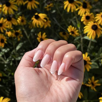 Magnifique Nail Salon - Nails, dip powder, acrylic - Nail Salons Near Me - Chicago, Illinois Magnifique Nail Salon - Nails, dip powder, acrylic - Nail Salons Near Me - Chicago, Illinois