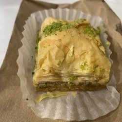 Q's Halal Mediterranean Comfort - Baklava
