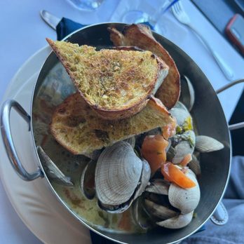 Moss Beach Distillery - Clams! - Seafood Near Me - Moss Beach, California