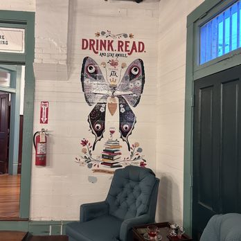 Vintage Bookstore And Wine Bar - Wine Bars Near Me - Austin, Texas Vintage Bookstore And Wine Bar - Wine Bars Near Me - Austin, Texas