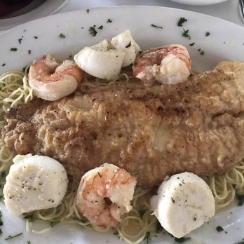 Hideaway Cafe - Cafes Near Me - Marathon, Florida