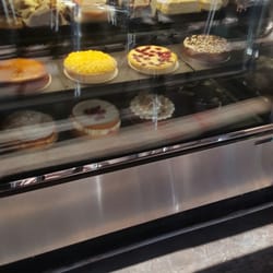 Coogee Bake House - The cakes