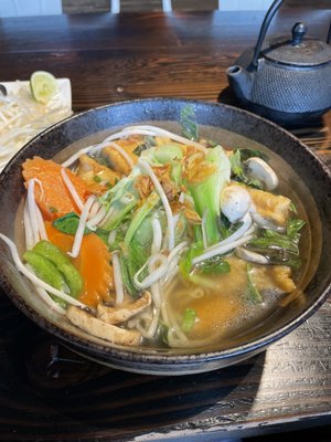 Lá Sen Vietnamese Grill by null