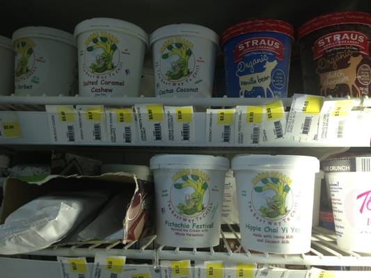 Joshua Tree Health Foods by null