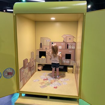 Peppa Pig World of Play - Mr. Zebra's mail truck for sorting letters and packages - Indoor Playcenter Near Me - Grapevine, Texas