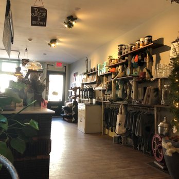 Molly’s Courtyard Cafe - Shop aesthetic. - Coffee & Tea Near Me - York, Pennsylvania Molly’s Courtyard Cafe - Shop aesthetic. - Coffee & Tea Near Me - York, Pennsylvania