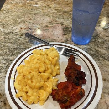 Paradise Buffet - Dis ma 2nd plate, da wings and the mac n cheese which also as hella bussin as ma first plate. - Chinese Near Me - Murray, Utah