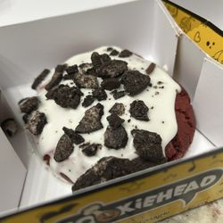 Cookiehead Bakery - Red Velvet Oreo Cheesecake