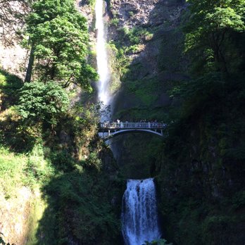 Multnomah Falls - Hiking Near Me - Bridal Veil, Oregon Multnomah Falls - Hiking Near Me - Bridal Veil, Oregon