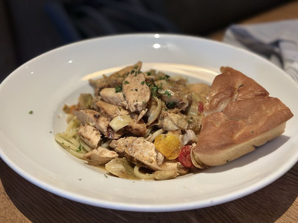 Social spots from Quanto Basta: Italian Eatery & Wine Bar