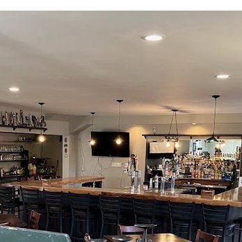 High Falls Café - Bar Area - New American Near Me - Kingston, New York High Falls Café - Bar Area - New American Near Me - Kingston, New York