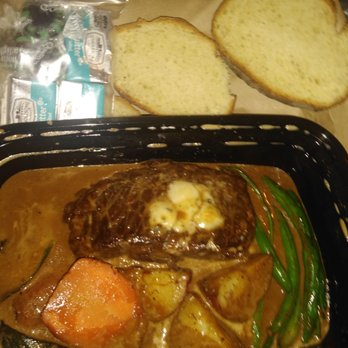 Fiore Restaurant - Beef Short Ribs, vegetables, bread and butter. - Italian Near Me - Concord, California