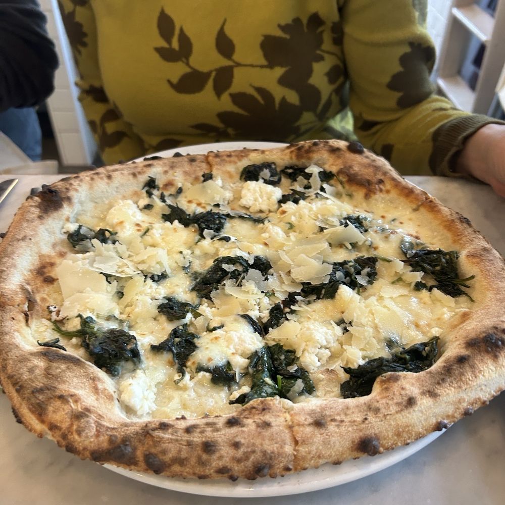 Nella Pizza e Pasta - Fiorentina - Pizza Near Me - Chicago, Illinois Nella Pizza e Pasta - Fiorentina - Pizza Near Me - Chicago, Illinois