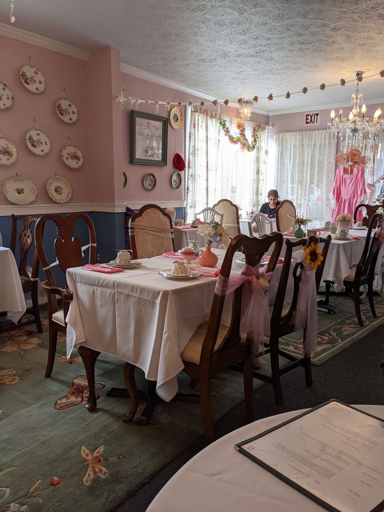 BELLA’S TEA ROOM Updated August 2024 20 Photos 421 St John St