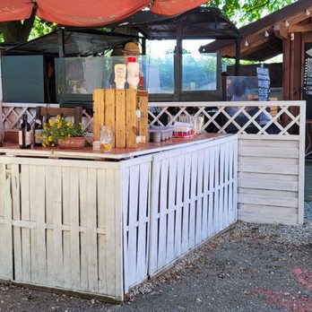 Finsinger Alm - Grillstation - Beer Garden Near Me - Finsing, BY Finsinger Alm - Grillstation - Beer Garden Near Me - Finsing, BY