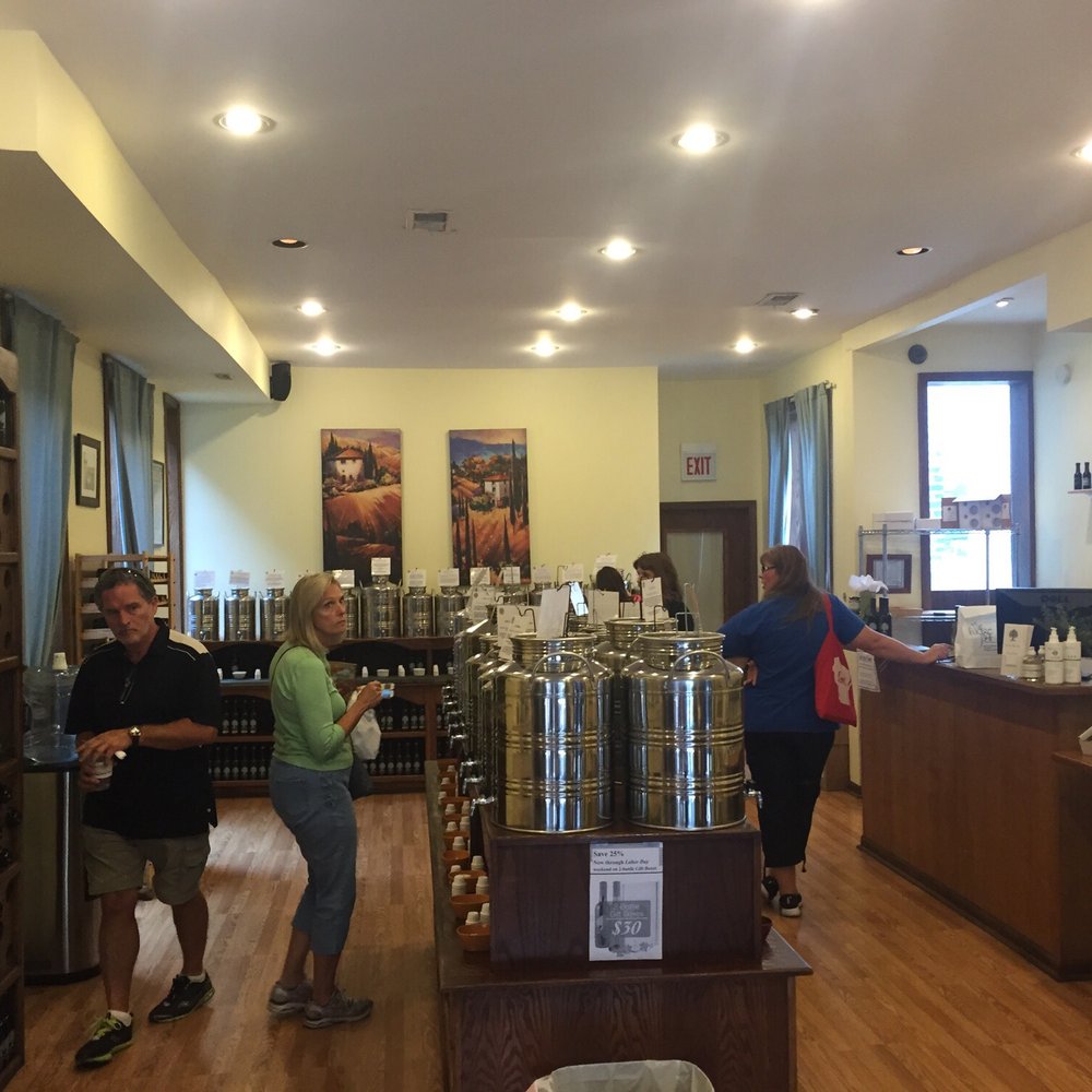 Old Town Oil - Old town oil setup - Olive Oil Near Me - Chicago, Illinois Old Town Oil - Old town oil setup - Olive Oil Near Me - Chicago, Illinois