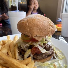 Bacon, avocado burger! Bacon, avocado burger!