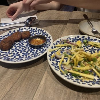 Koh Lipe - Mango salad and crab cakes - Thai Near Me - Toronto, Ontario Koh Lipe - Mango salad and crab cakes - Thai Near Me - Toronto, Ontario