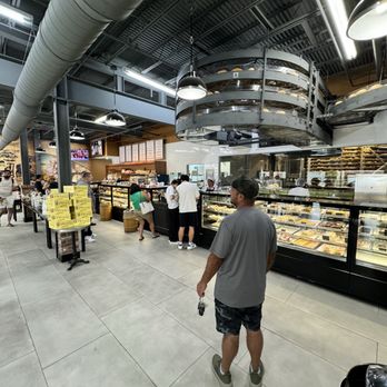 Teixeira's Bakery - Bakeries Near Me - Newark, New Jersey