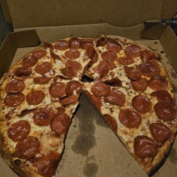 Papa Johns Pizza - Shaq-a-roni with "extra" peperoni - Pizza Near Me - El Paso, Texas Papa Johns Pizza - Shaq-a-roni with "extra" peperoni - Pizza Near Me - El Paso, Texas