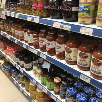 A&M Us Groceries - Looks like home eh? - Shopping Centers Near Me - Hong Kong, HK