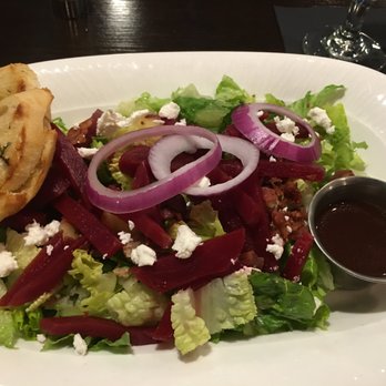 1850 Patio & Grill - Beet Salad, very yummy - New American Near Me - Waterloo, Iowa