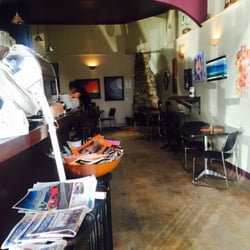 Blah Blah Blah Cafe - Quite spacious room here