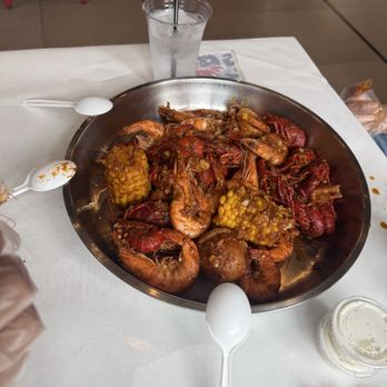 Grab A Crab - Cajun/Creole Near Me - Monterey Park, California