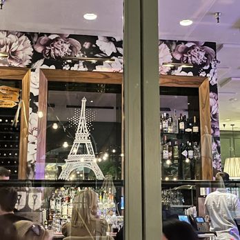 Parigi Restaurant - Lovely bar try the French 75 - Italian Near Me - Dallas, Texas