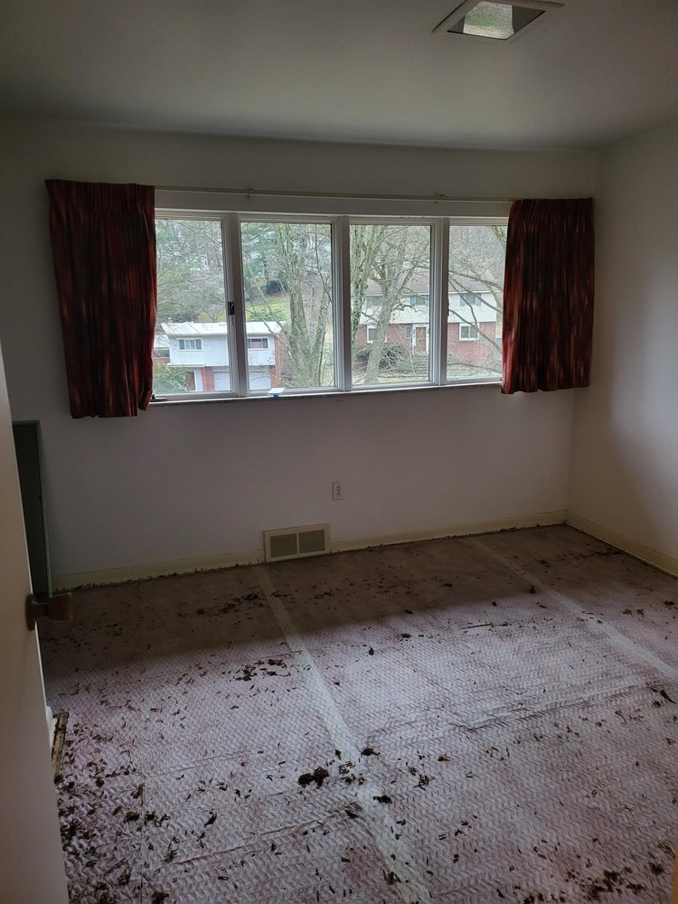 Slide of Savin Spaces Junk Removal