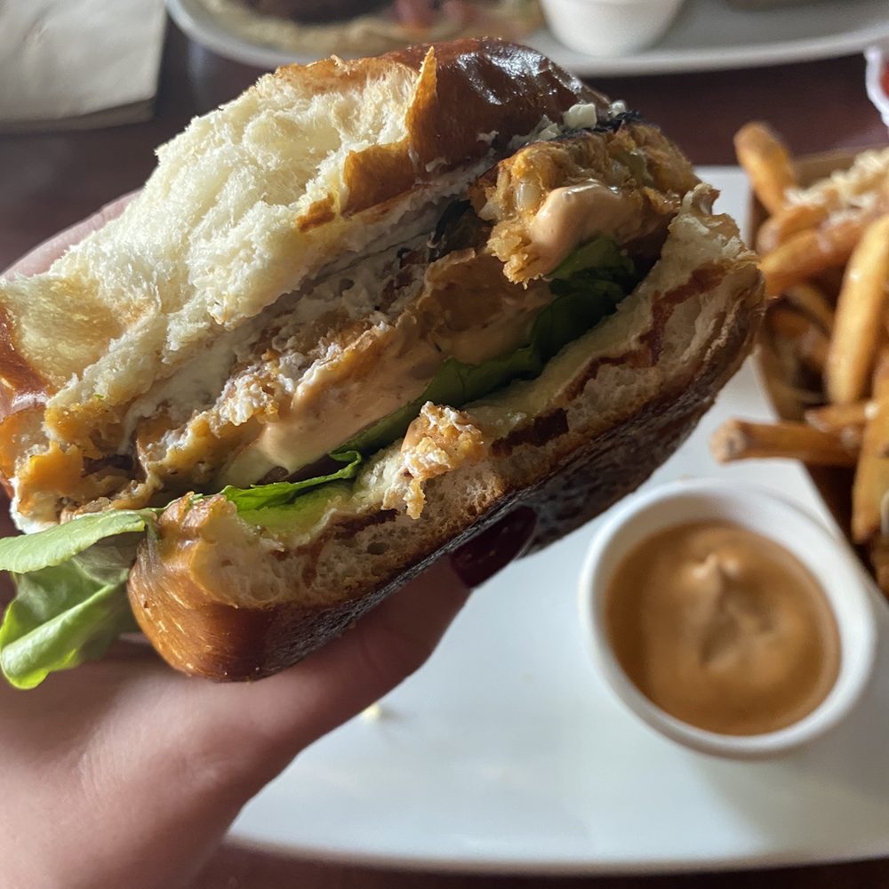 Durty Nellie’s - Veggie burger with goat cheese, vegan chipotle Mayo, and Parmesan garlic fries. - Music Venues Near Me - Palatine, Illinois Durty Nellie’s - Veggie burger with goat cheese, vegan chipotle Mayo, and Parmesan garlic fries. - Music Venues Near Me - Palatine, Illinois