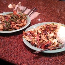 Pollo Saltado