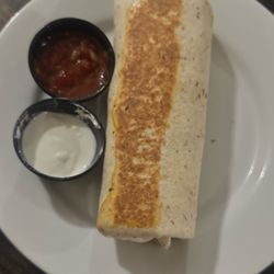 Gabby Lou’s - A traditional burrito with scrambled eggs, hash browns, bacon, and cheese. Exactly what I was dreaming of.