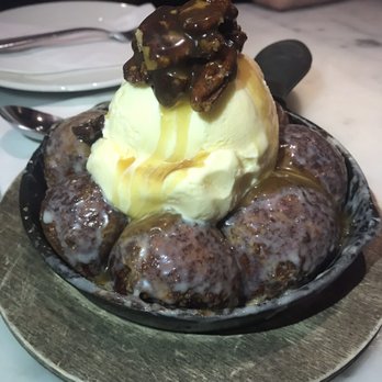 Deville Dinerbar - Diners Near Me - Montreal, Quebec Deville Dinerbar - Diners Near Me - Montreal, Quebec