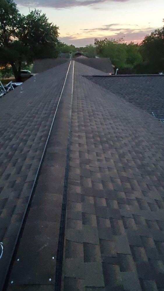 Slide of Guerra Roofing & Construction