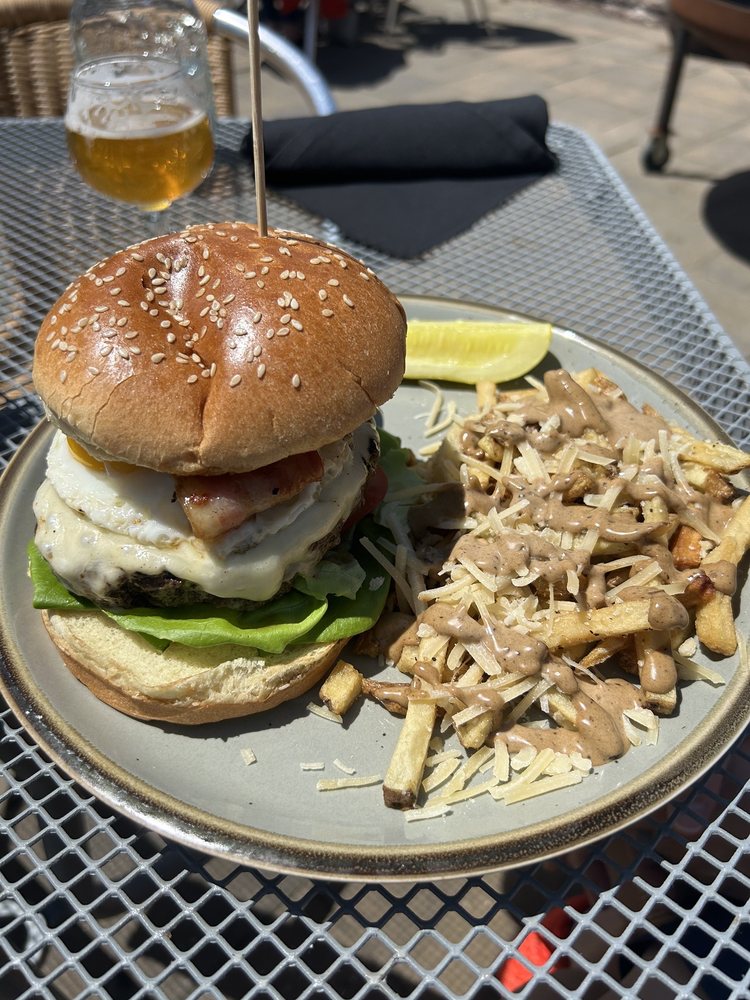 Food from Saucony Creek Craft Brewery + Gastropub